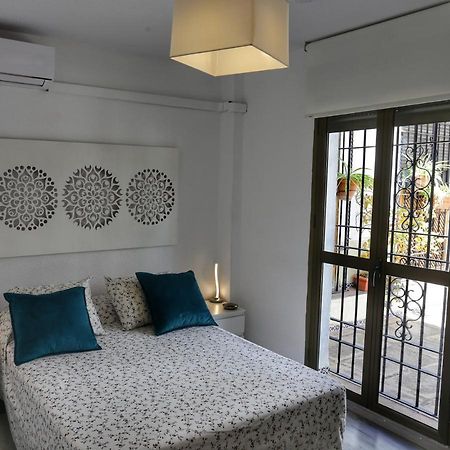 Calle San Basilio - Patios. Aparcamiento Gratis Córdoba Exterior foto