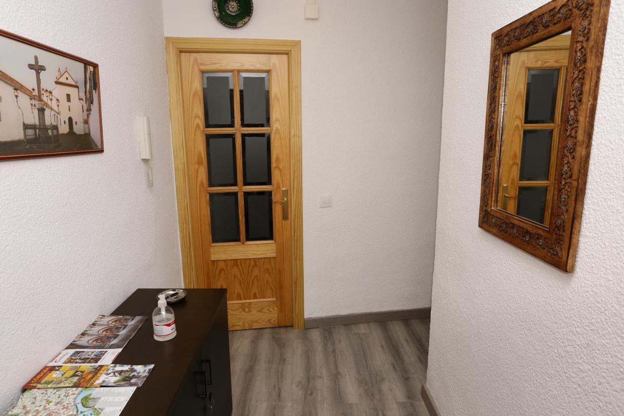 Calle San Basilio - Patios. Aparcamiento Gratis Córdoba Exterior foto