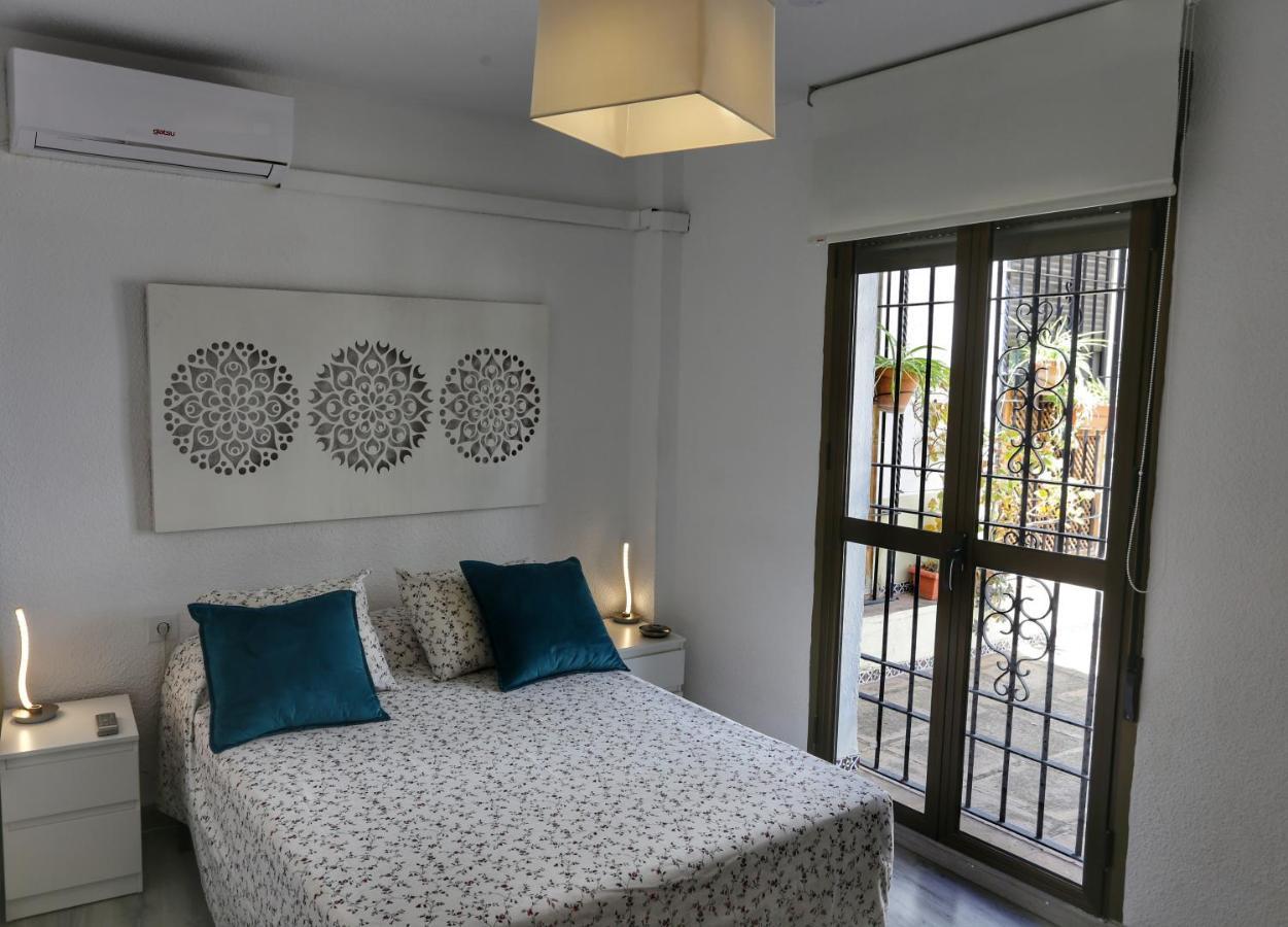 Calle San Basilio - Patios. Aparcamiento Gratis Córdoba Exterior foto